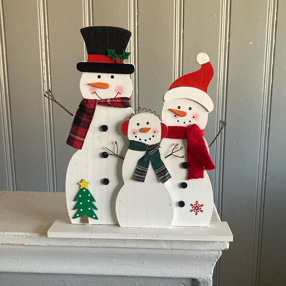 NWT- Precious Wooden Snowman ⛄️ Family Decoration Sign - Picture 12 of 17
